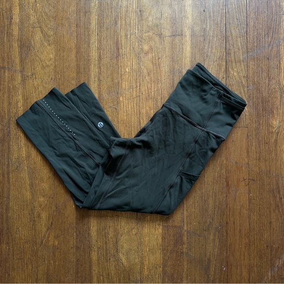 Lululemon Fast & Free Crop II Nulux 19” Green Leggings - Picture 2 of 5